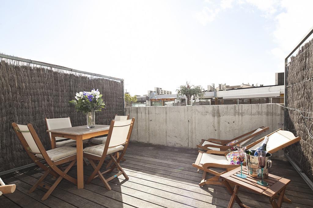 Apartment Barcelona Rentals - Penthouse With Terrace المظهر الخارجي الصورة